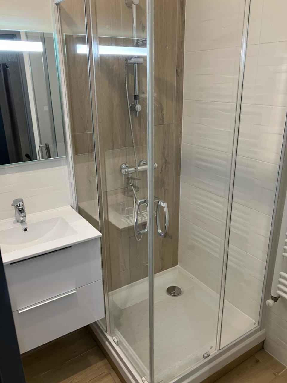 Shower, Bathroom