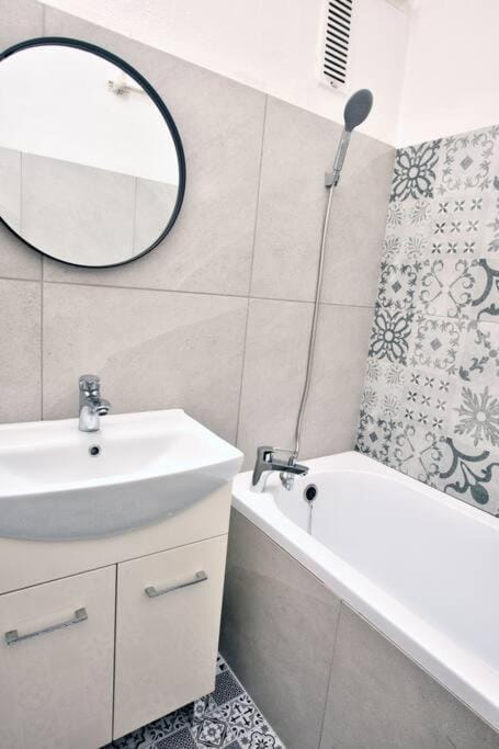 Moderny byt, 300 m do centra mesta Apartment in Slovakia