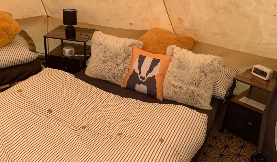 Badgers Burrow Luxury tent in Malvern Hills District