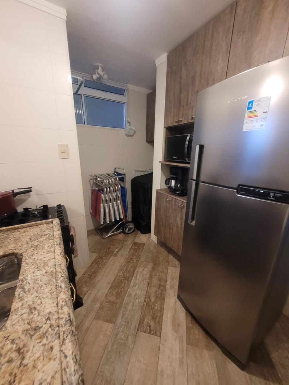 Apartamento Aconchego Frente Mar - Vila Guilhermina Praia Grande SP - Cozinha Completa - Climatizador de Ar - TV a Cabo - Wi-Fi Apartment in State of São Paulo