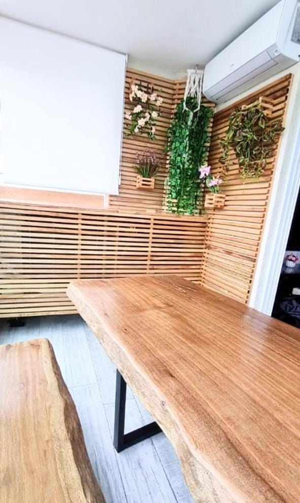 AP 2 vagas varanda gourmet e a 170 m da praia Apartment in State of São Paulo