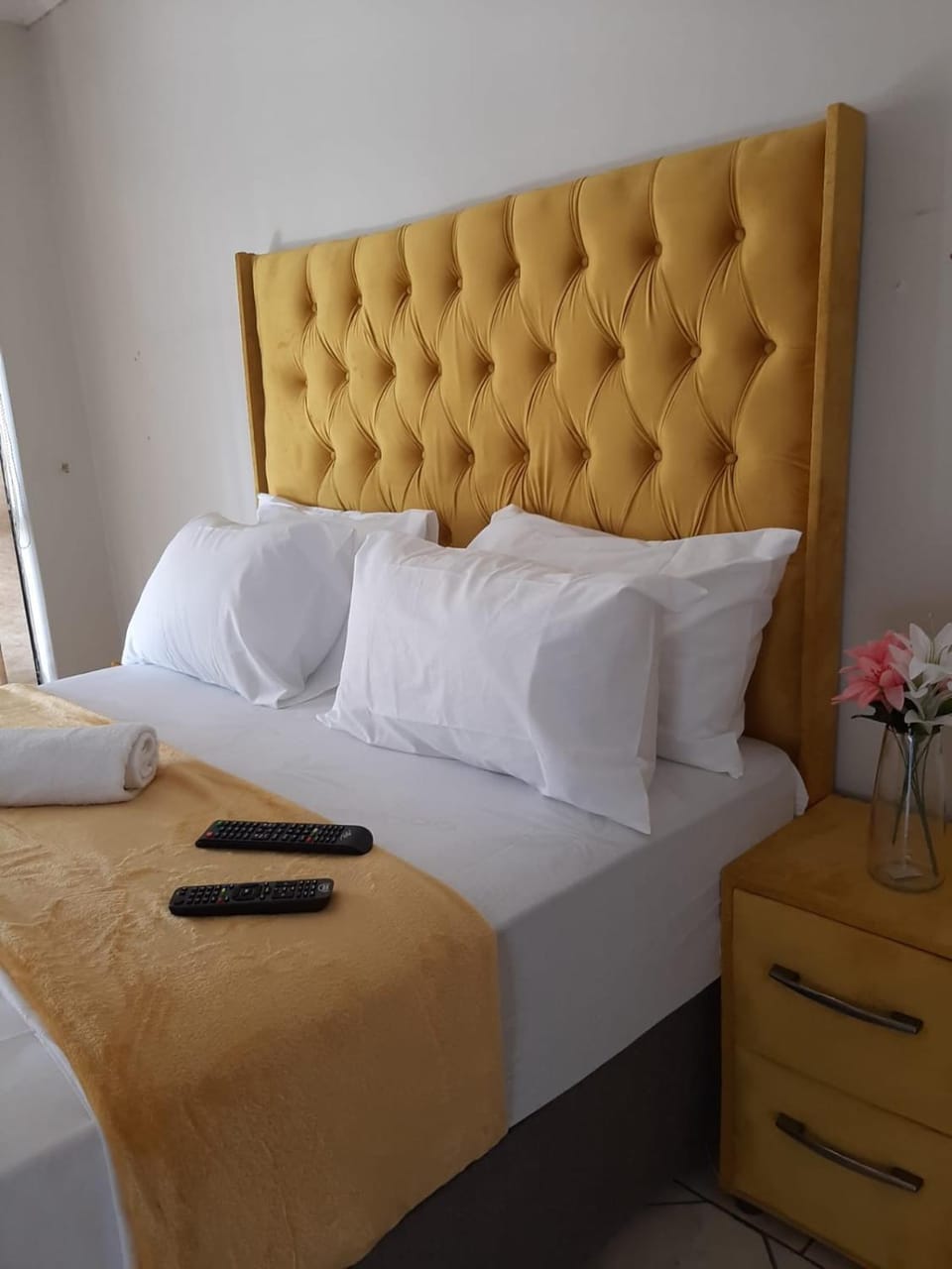 Brovad Guesthouse Bed and Breakfast in Gauteng