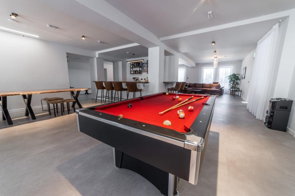 Billiard