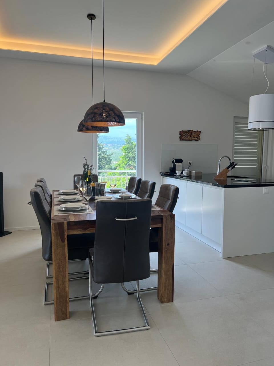 Kitchen or kitchenette, Living room