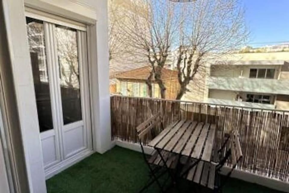 Chez Joan, Apt de Standing, 4 Prs, à 300m des plages Apartment in Antibes