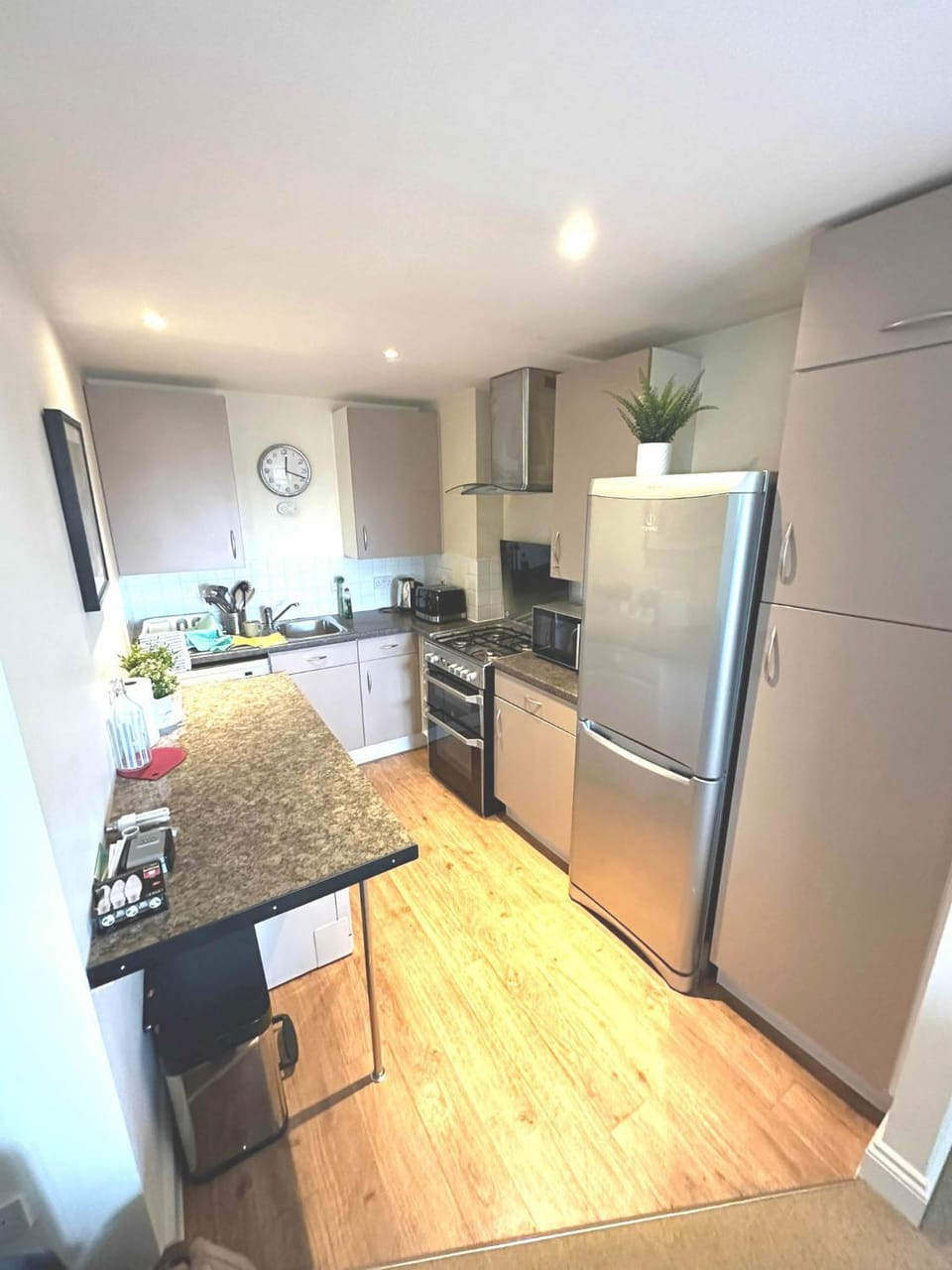 Kitchen or kitchenette, Dining area, dishwasher, minibar, oven, pet friendly, stove, washing machine, kitchen