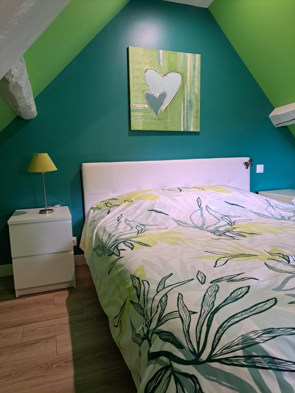 Chambre d'hôtes romantique au calme - La suite de Louane Bed and Breakfast in Normandy