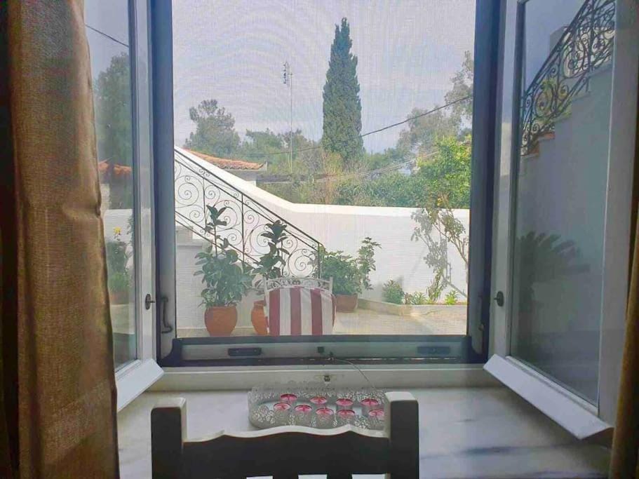 Christiana’s Stone Villa Apartment in Islands