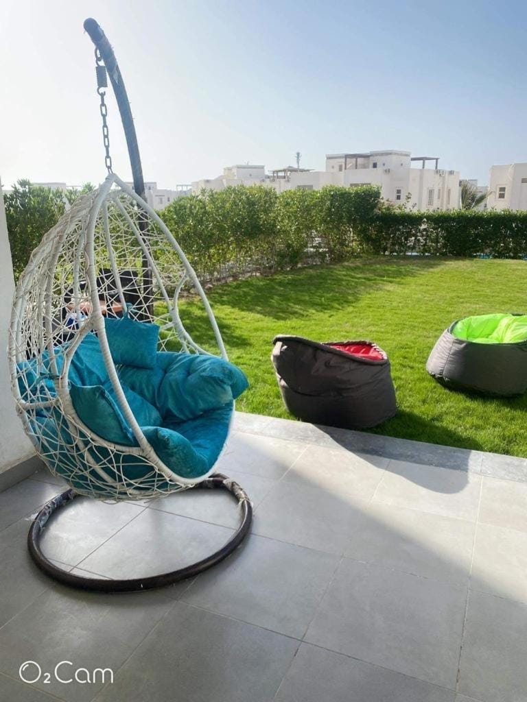 Sidi Abd El-Rahman Amwaj duplex HUGE garden pool. Chalet in Egypt