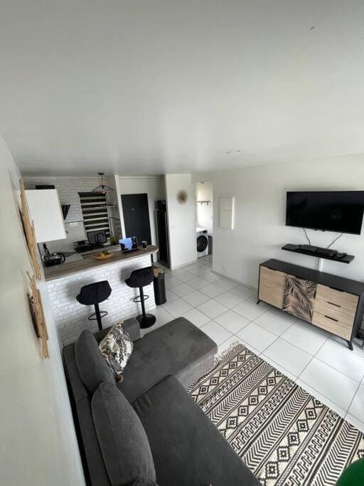 Appt Hadayali - vue mer - proche CHU Apartment in Fort-de-France