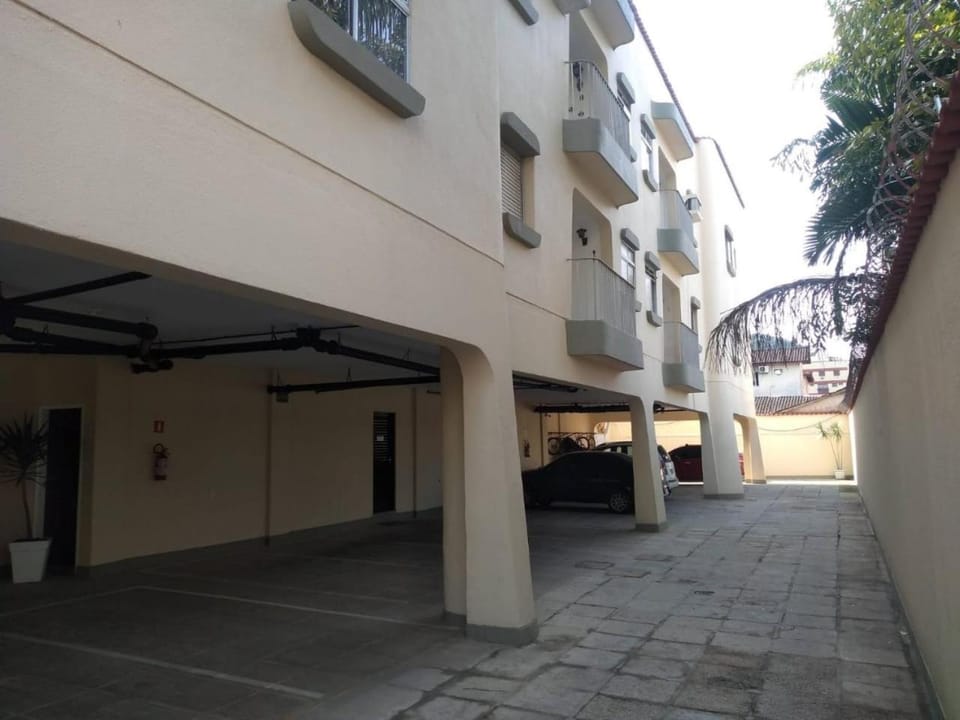 Ótimo Custo Benefício 400m da Praia Apartment in State of São Paulo