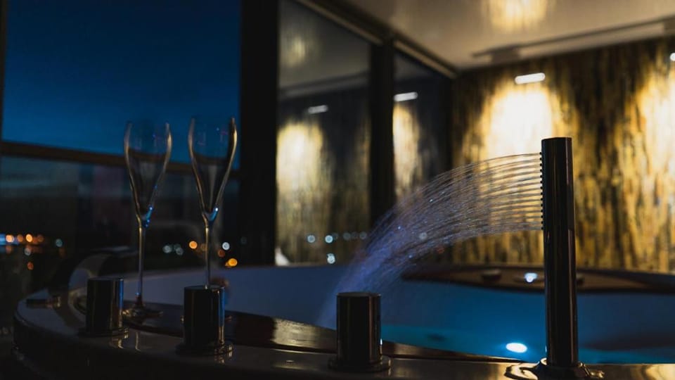 Premium Sky Jacuzzi Apartment Apartment in Klaipėda