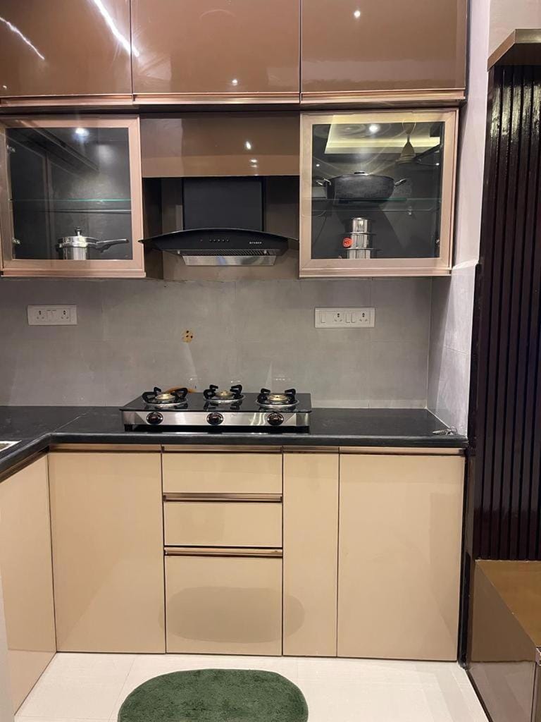 AVVAIRAM SERVICE APARTMENT G8 Apartment in Chennai