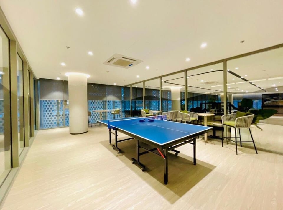 Table tennis