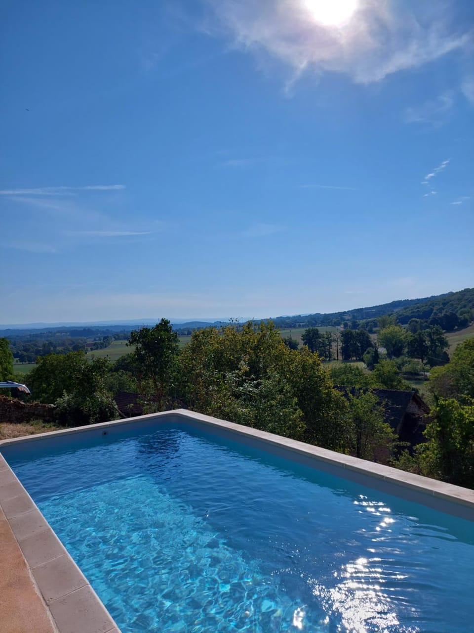 Maison avec magnifique vue et piscine privative House in Occitanie