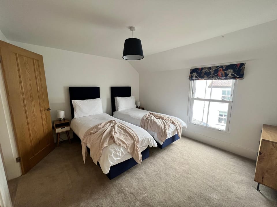 Modern Townhouse in the heart of Beaumaris House in Wales