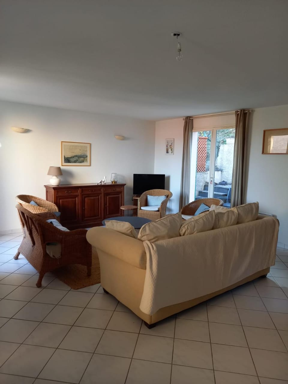 Seating area