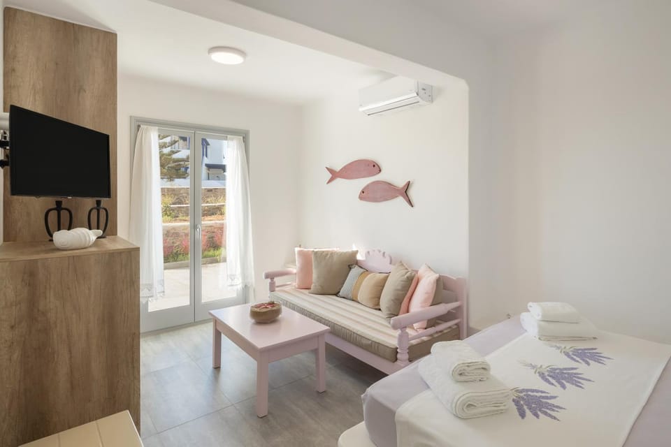 Paros Melodia Apartments House in Paros, Greece