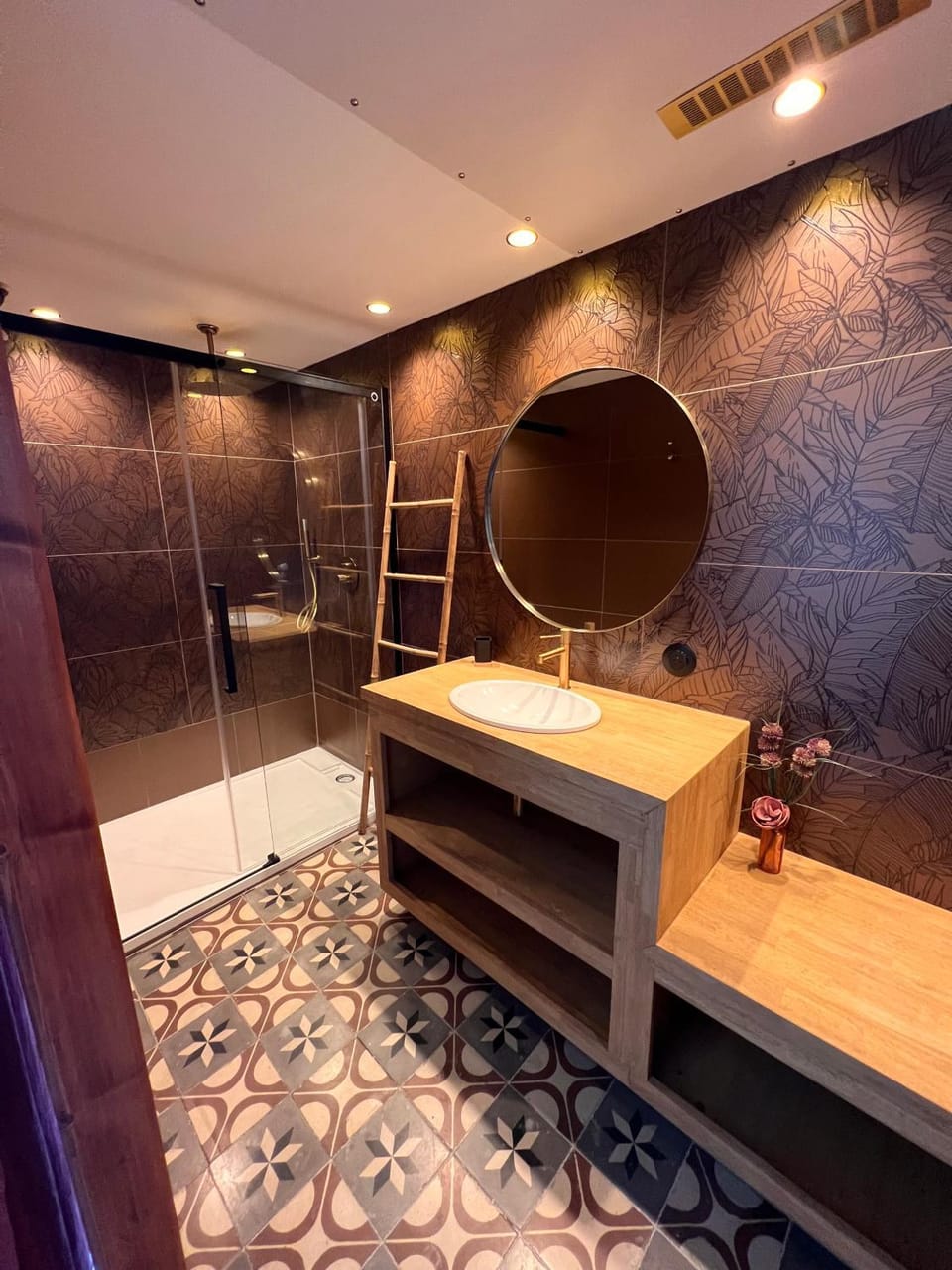 Shower, Bathroom