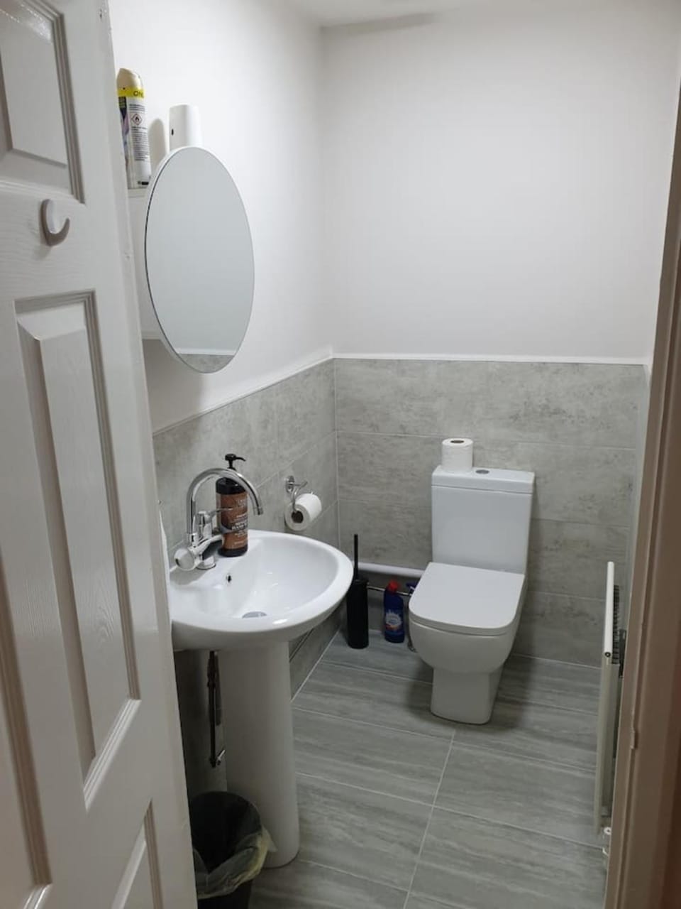 Toilet, Bathroom, Photo of the whole room