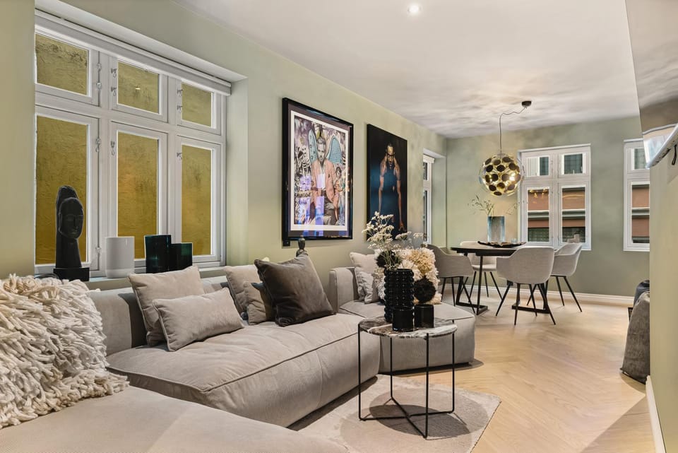 TV and multimedia, Living room, Seating area