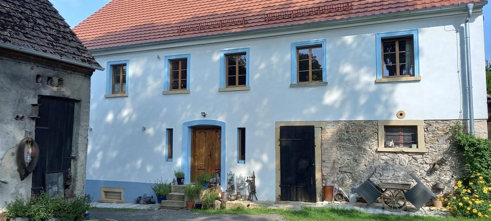 Biała Kalina Kaczawy Bed and Breakfast in Lower Silesian Voivodeship