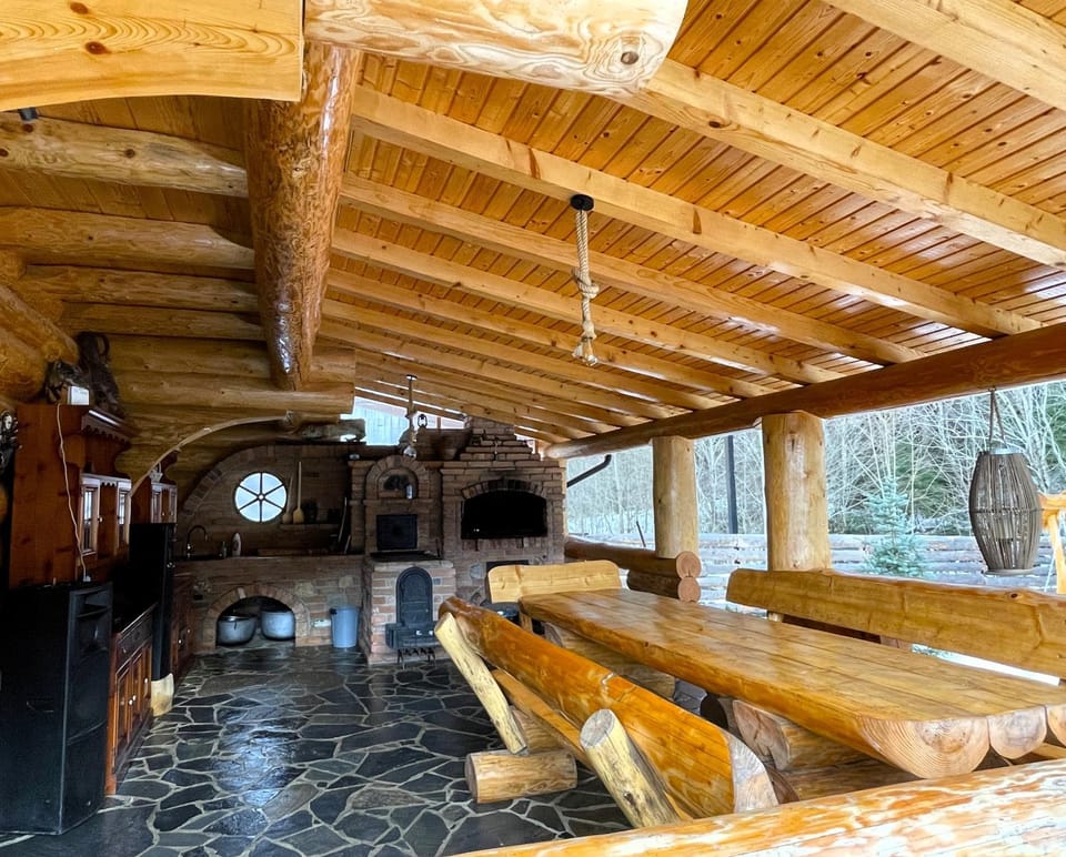 BBQ facilities, Balcony/Terrace, Dining area, Area and facilities