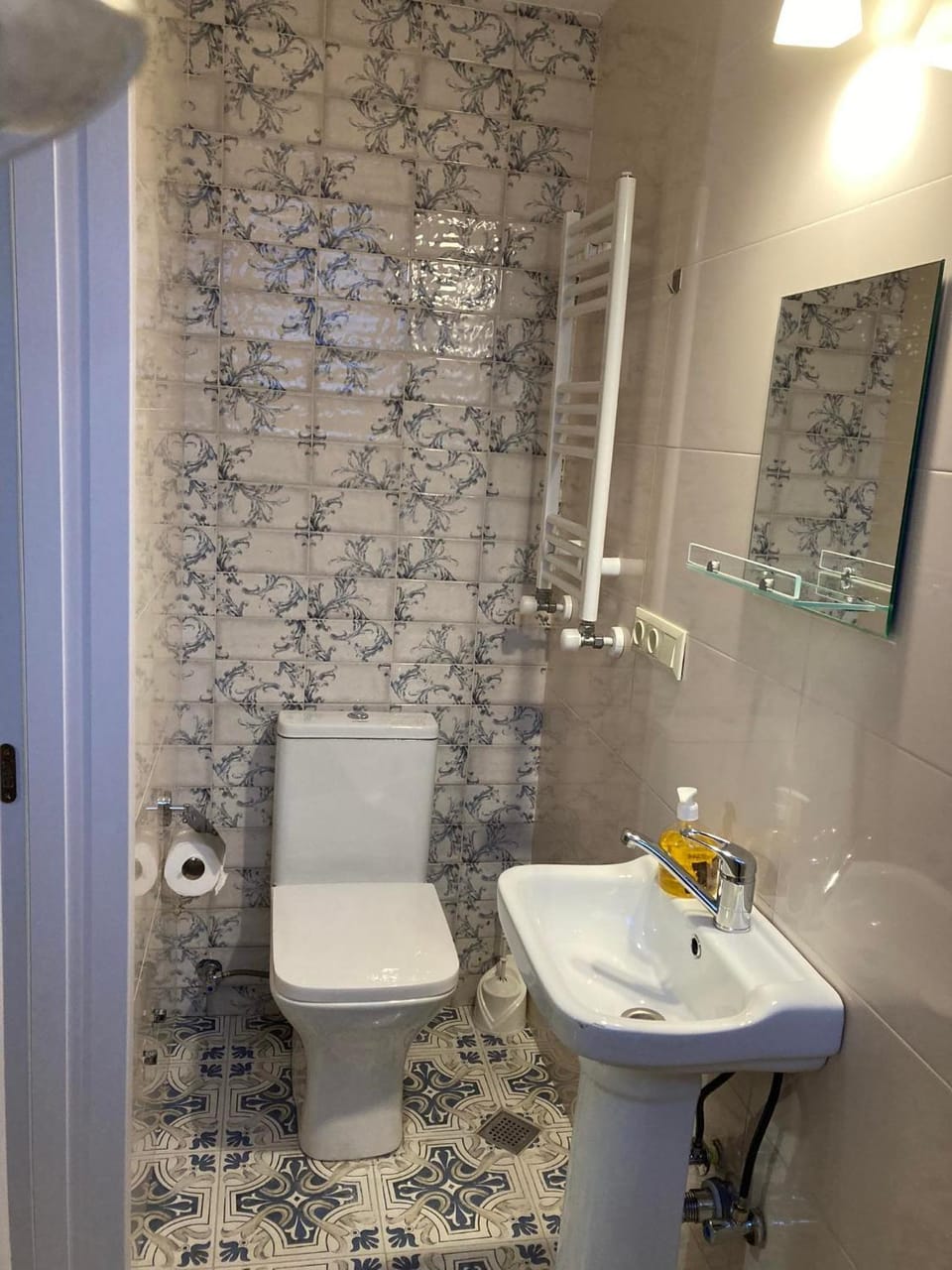 Toilet, Bathroom