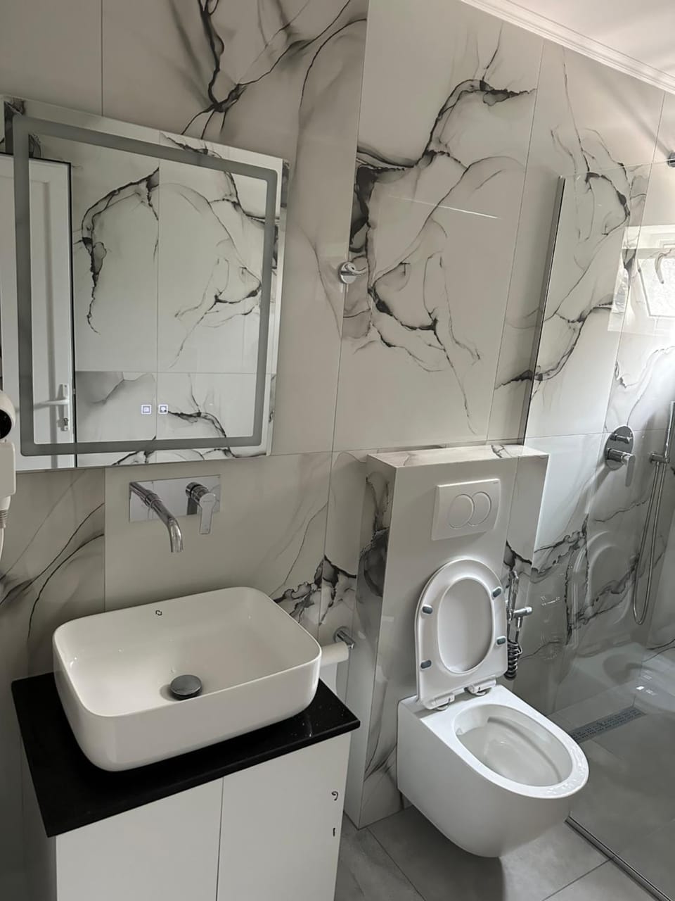 Villa Sali Hasani Apartment in Ksamil