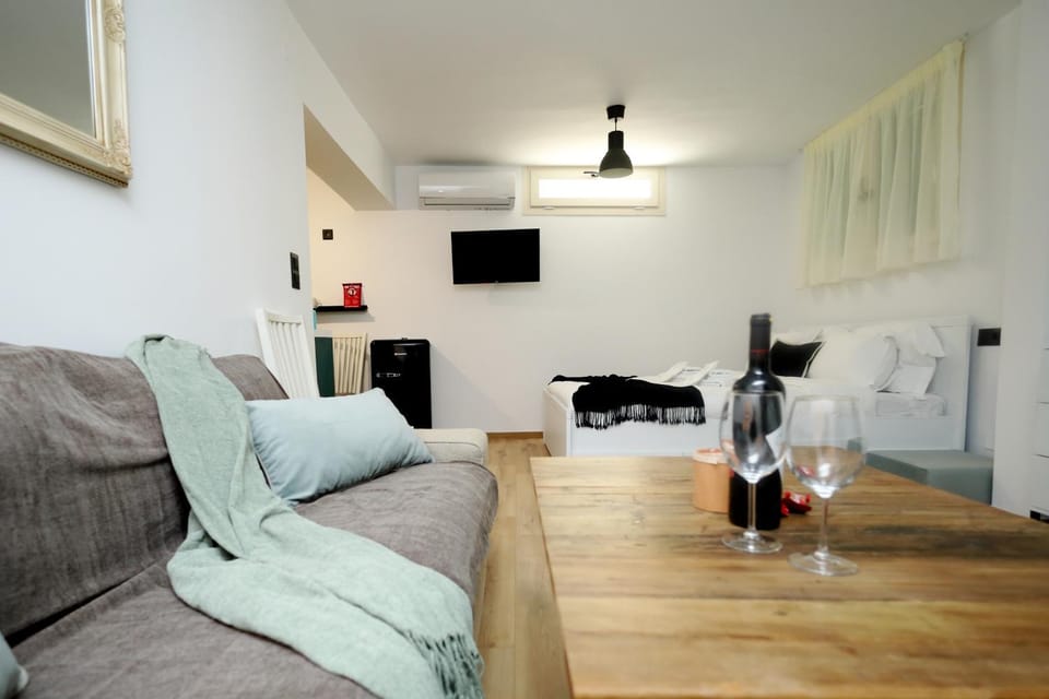 Menta Piperita Apartment in Heraklion