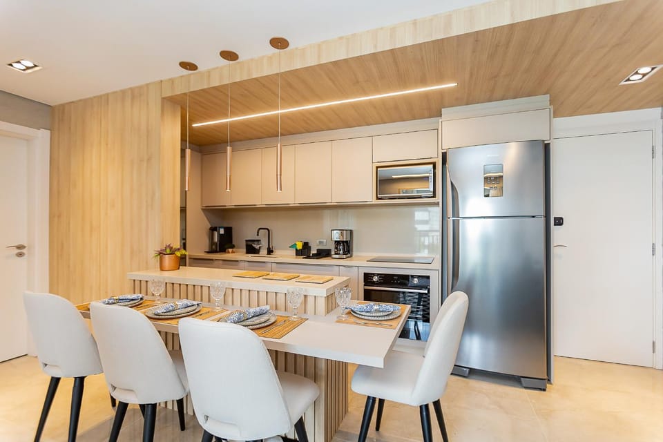 Coffee/tea facilities, Kitchen or kitchenette, Dining area, minibar, pet friendly, stove