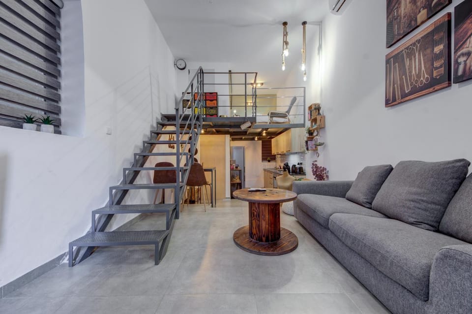 Unique studio loft, walking distance to Valletta Apartment in Malta