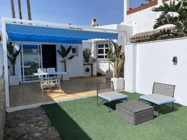 Estudio Luna Piscina Privada House in La Janda