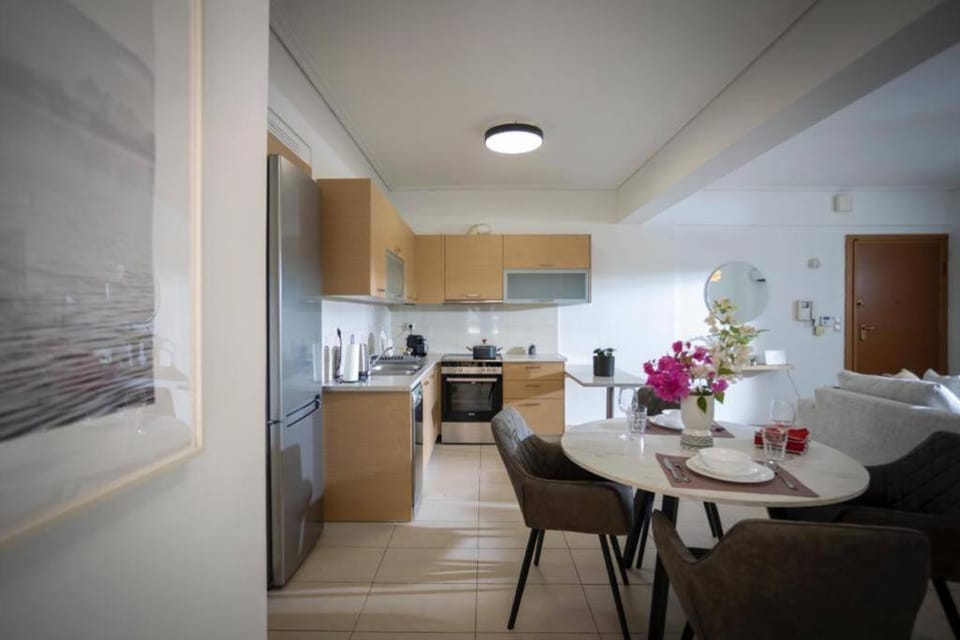 Pame Rentals - Cozy Glyfada Stay with Free Parking Apartment in South Athens