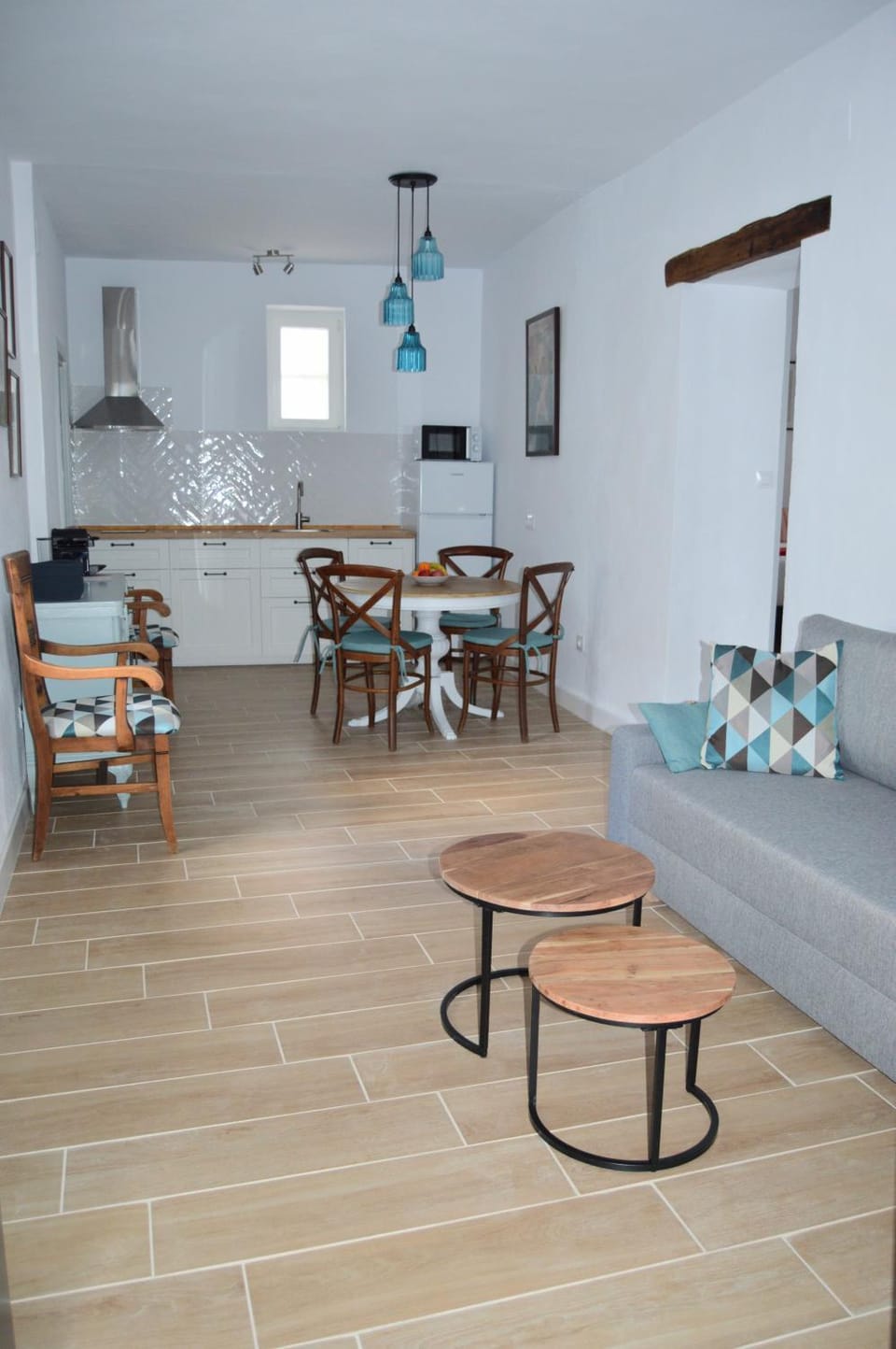 Kitchen or kitchenette, Living room, Dining area