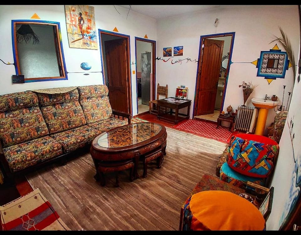 Communal lounge/ TV room, Living room, Seating area