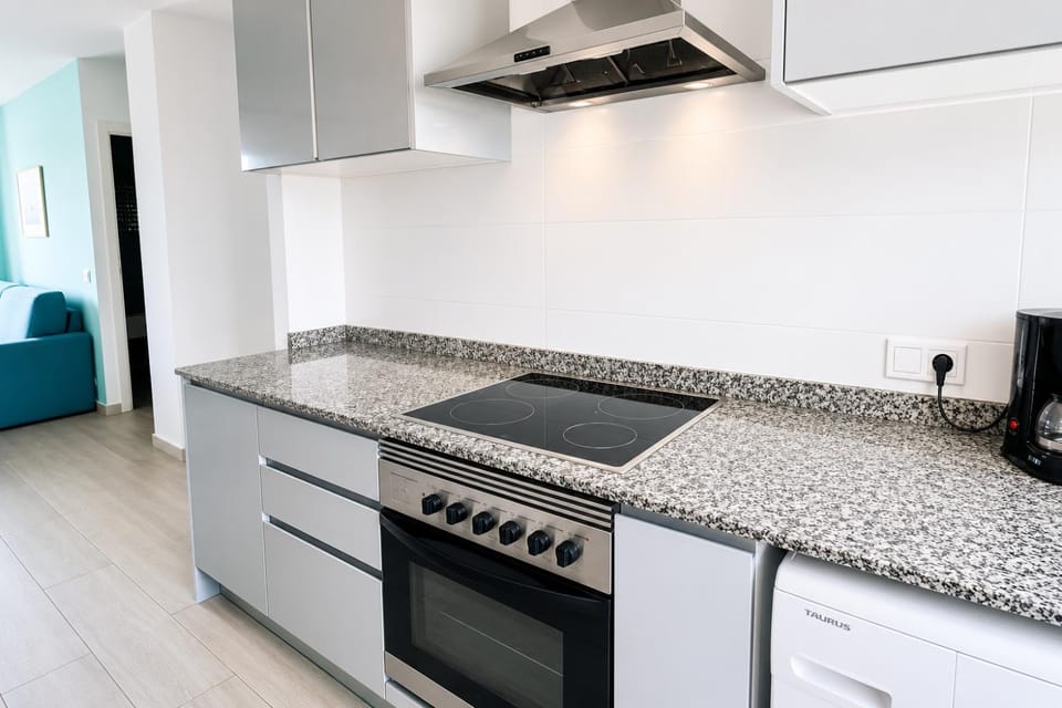 Kitchen or kitchenette, kitchen