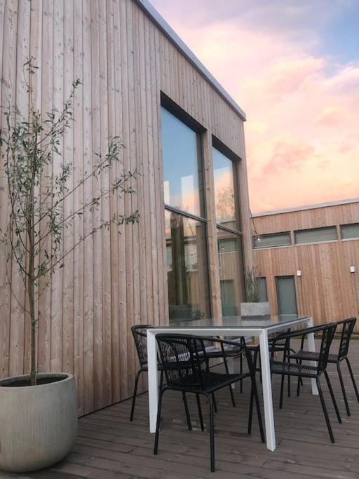 Patio, Balcony/Terrace