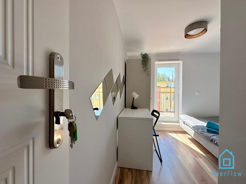 Munch Room -10 Minutes to Gdańsk Old Town & Sea Vacation rental in Gdansk