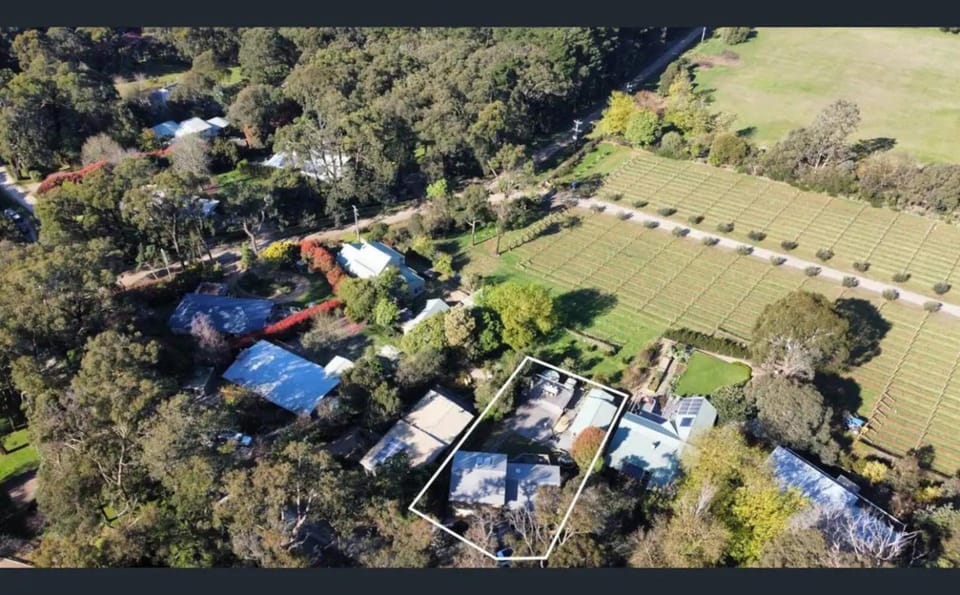 Red Hill Lane 5BedroomVineyard&RuralValleyViews Villa in Red Hill