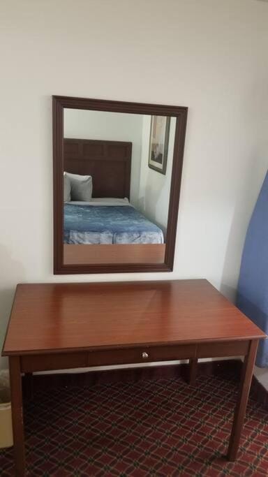 Hotel 2 Queen Beds Hotel Room 125 Booking Apartment in Stillwater