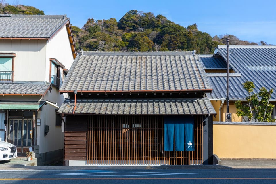Property building, Day