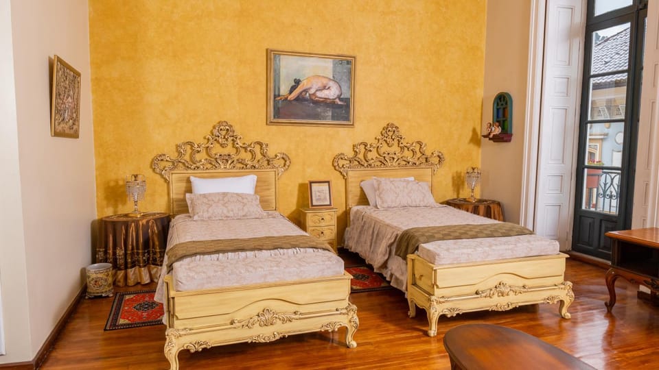 Casa Colonial Quito Bed and Breakfast in Quito