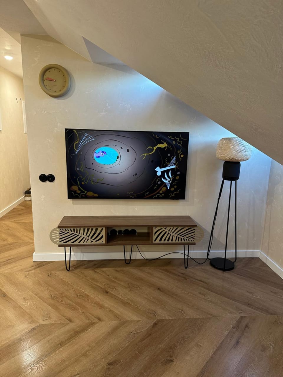 TV and multimedia, Evening entertainment