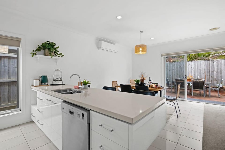 Salty Sage Beach House House in Torquay