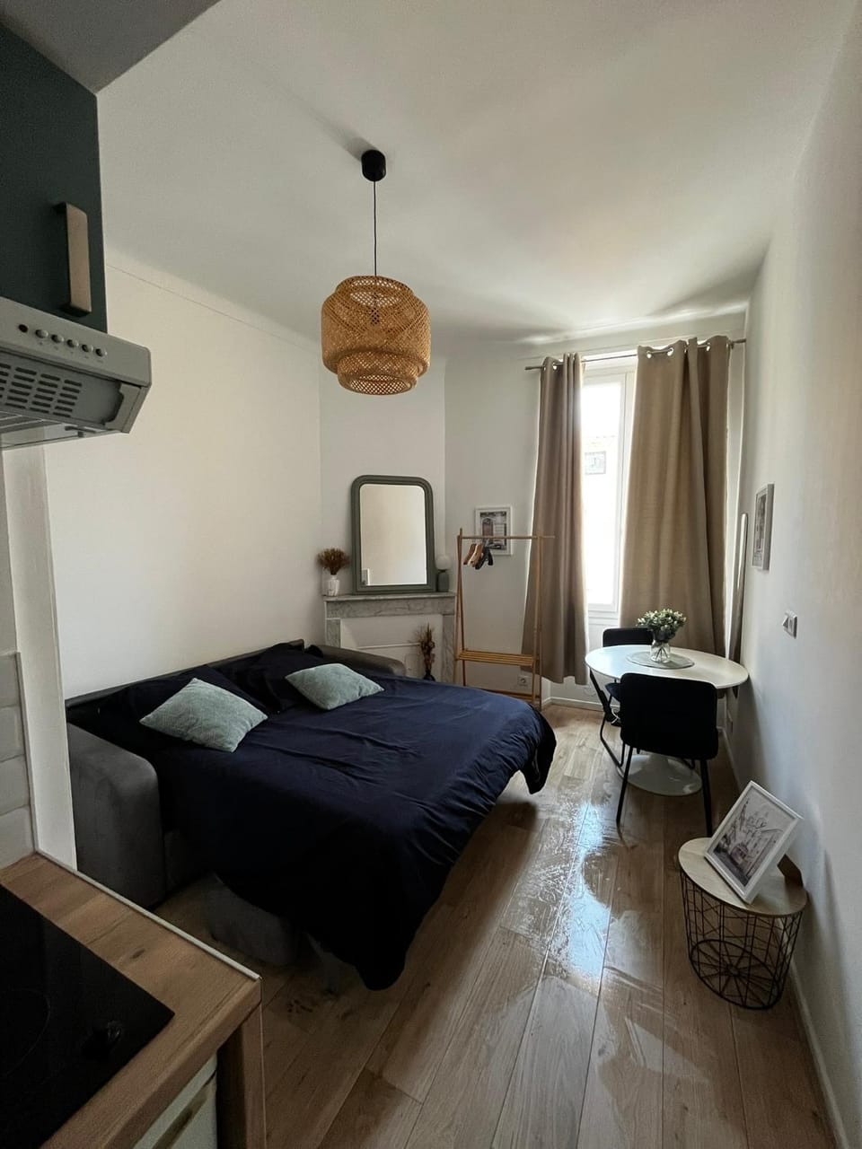 Joli Studio sur le Port Apartment in Cannes