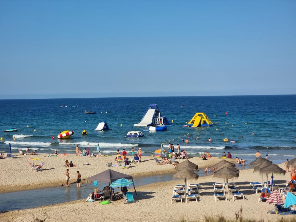 Nearby landmark, Activities, Beach