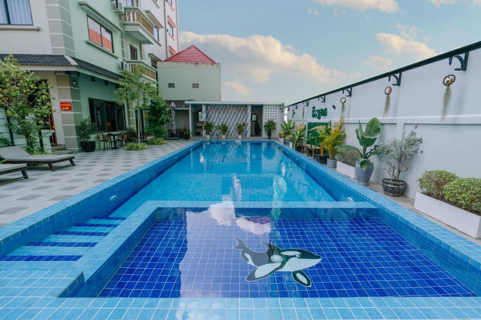 Pool view, Swimming pool