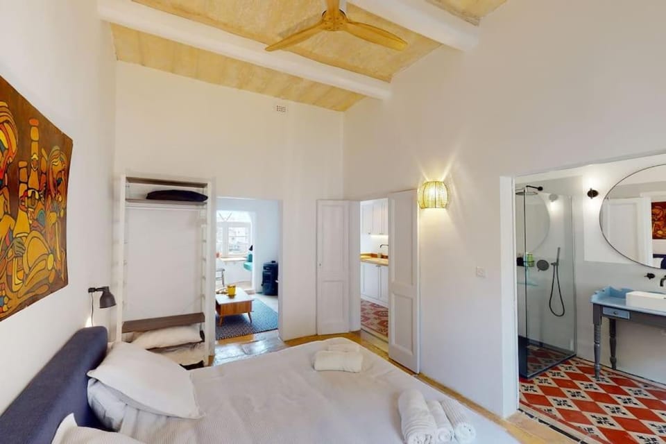 Narrow Street Suite House in Malta