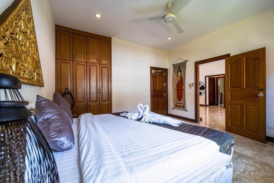 Cozy 3 Bedroom Pool Villa Close to Town - CV3L Villa in Nong Kae